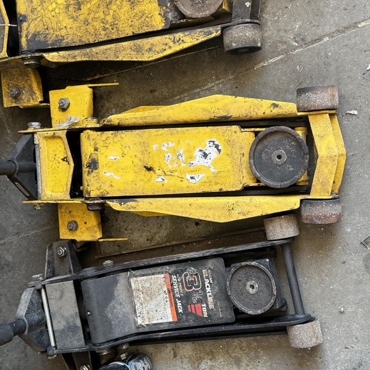 YELLOW JACKET HYDRAULIC FLOOR JACKS YELLOW JACKET HYDRAULIC FLOOR JACKS