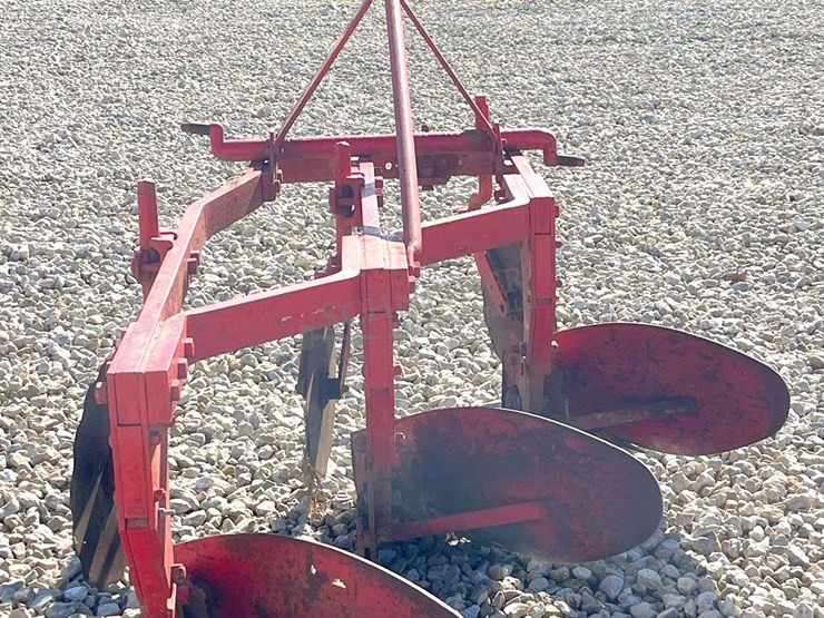 3-14"-3-pt.-plow-w/-coulters-image-5