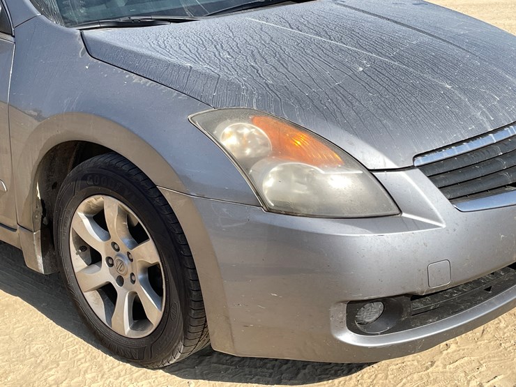 #108-•-2009-nissan-altima-(has-wi-title)-image-14