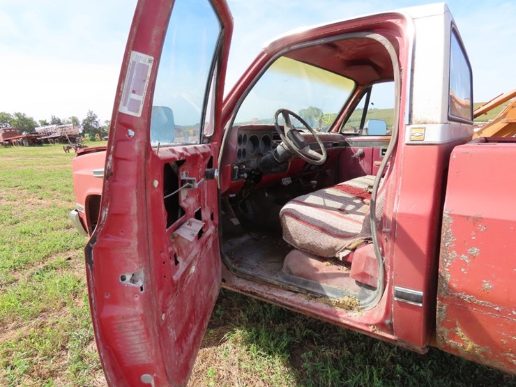 1981-chevrolet-scottsdale-pickup-4x4-image-10