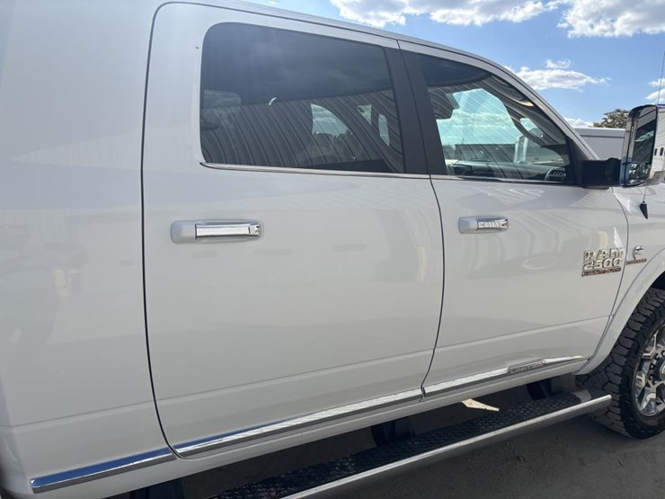 2018-dodge-ram-2500-image-14