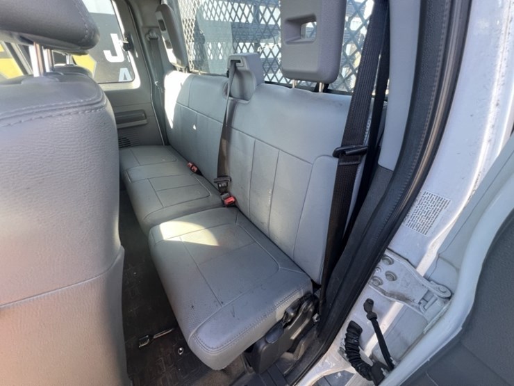 2012-ford-f350-image-28