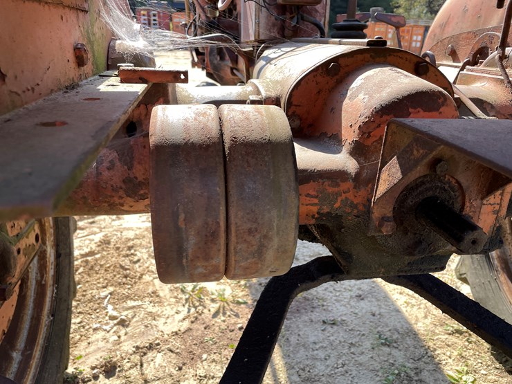 #1889-•-1957-allis-chalmers-c-tractor-image-32