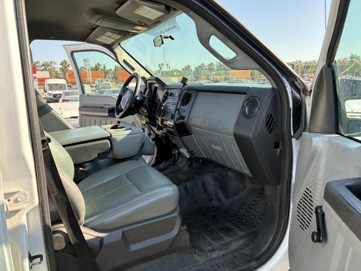 ford-f550-image-9
