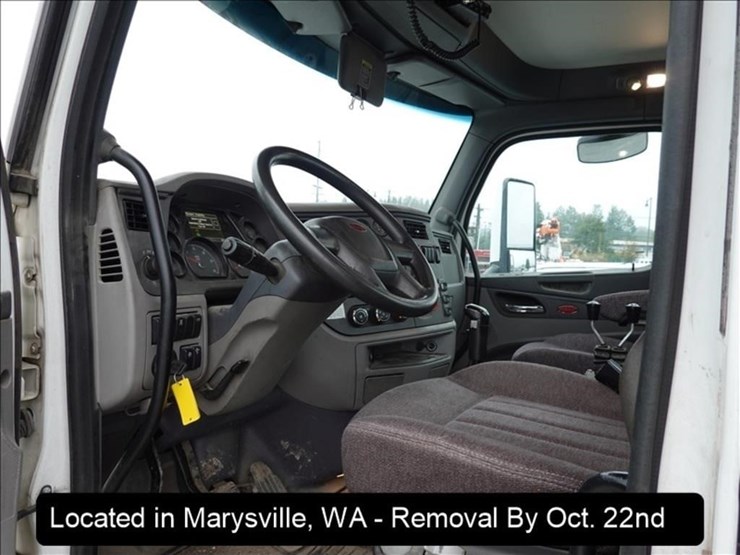 2015-peterbilt-567-image-20