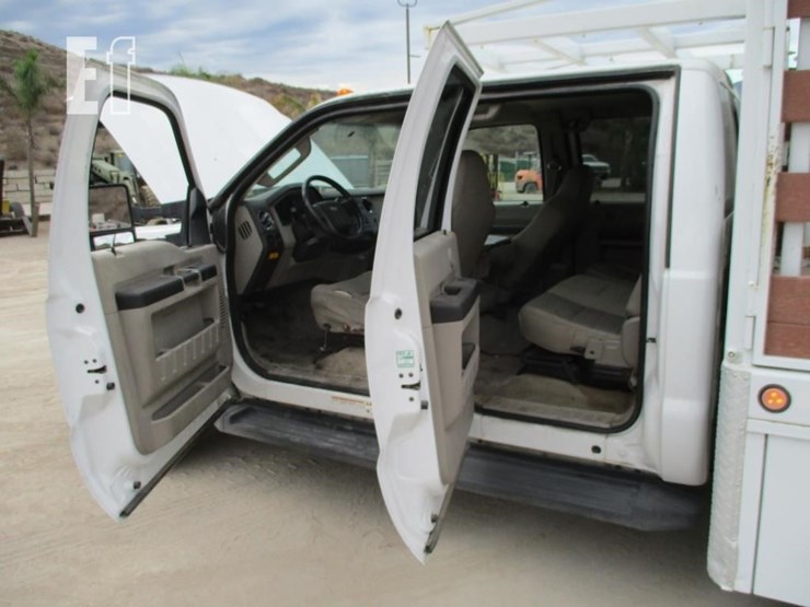2008-ford-f550-image-11