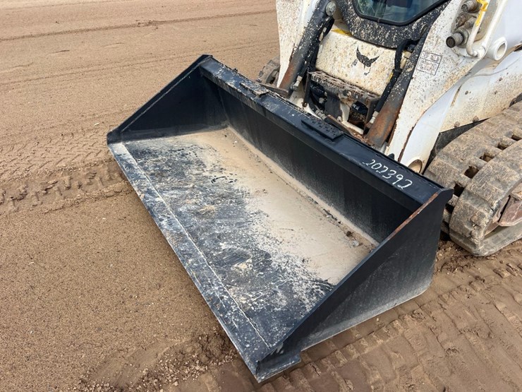 2022-bobcat-t595-image-9