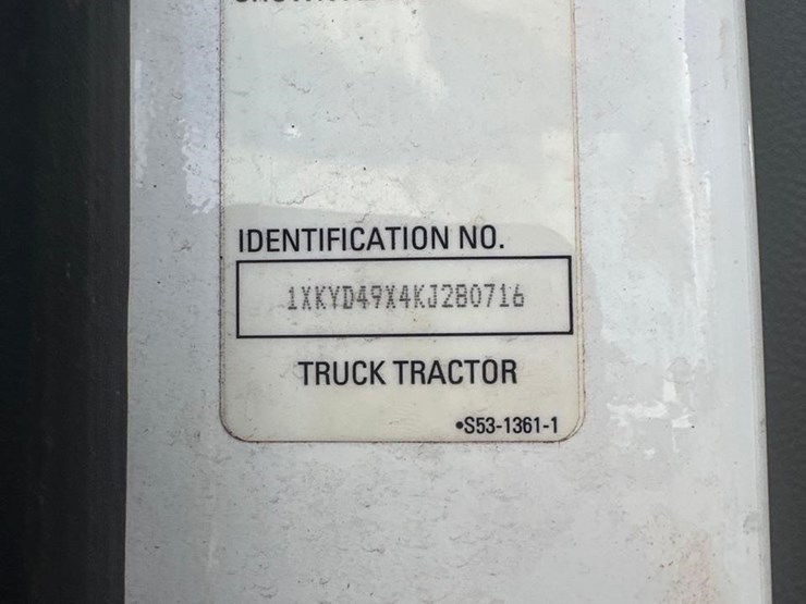 2019-kenworth-t680-image-17