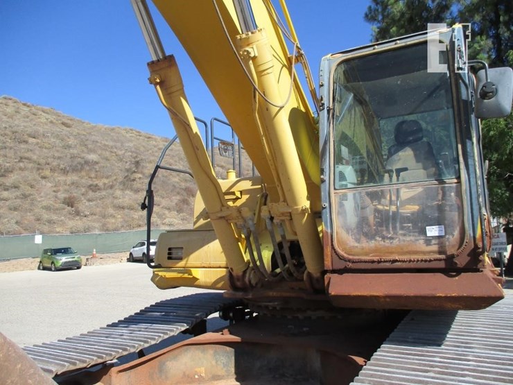 2014-komatsu-pc390-lc-10-image-19