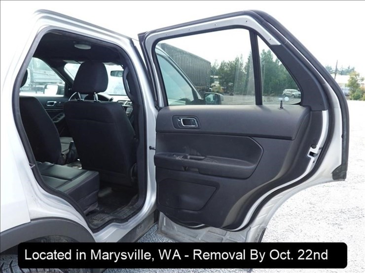 2018-ford-explorer-image-23