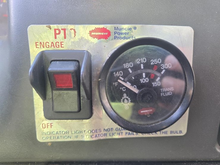 2003-ford-f550-image-45