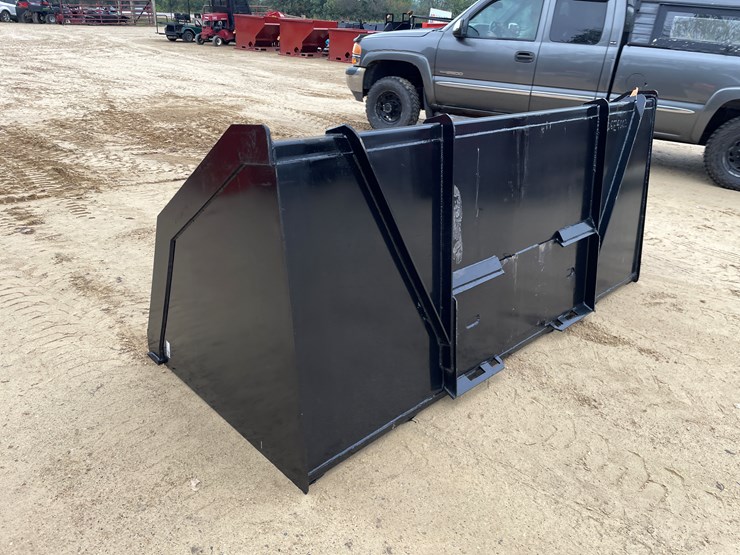 #2011-•-new-kc-oversized-qt-light-material-skid-steer-bucket-image-6
