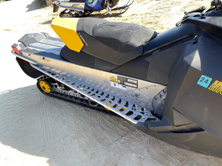 #1895-•-2009-ski-doo-mxz-renegade-600-snowmobile-(sells-with-bill-of-sale-only)-image-17