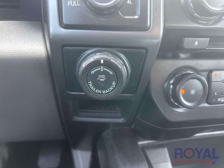 2017-ford-f150-image-33