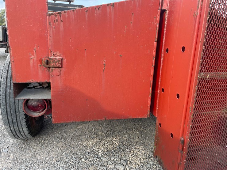 #8631-•-jobsite-parts,-tool-and-grease-trailer-(maq)-image-33