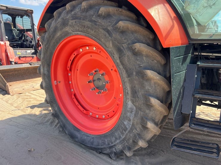 kubota-m7-152-image-26