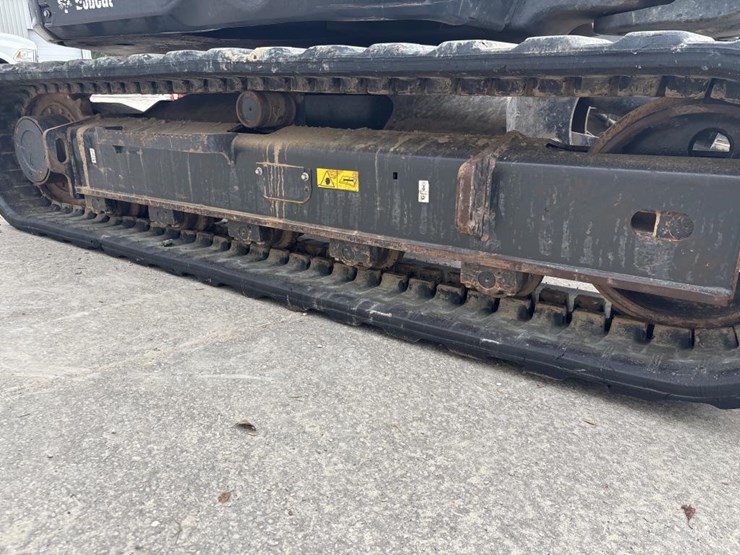 2019-bobcat-e85-image-58