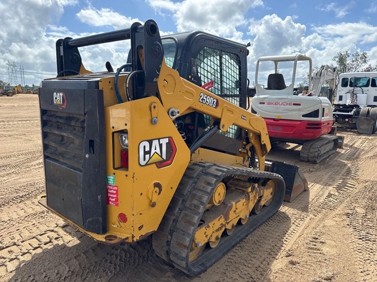 2020-caterpillar-259d3-image-7