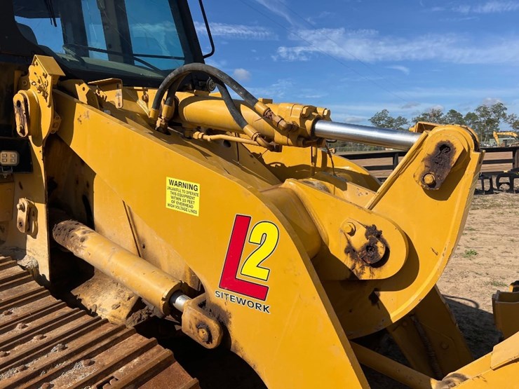 caterpillar-953c-image-28