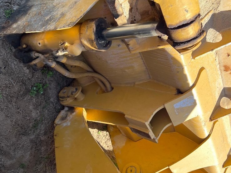 caterpillar-953c-image-20