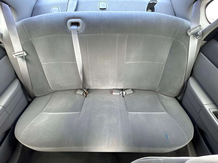 2006-ford-taurus-se-sedan-image-20