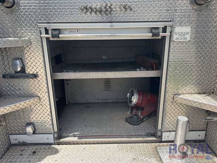 2003-pierce-tilt-cab-foam-pumper-fire-truck-image-21