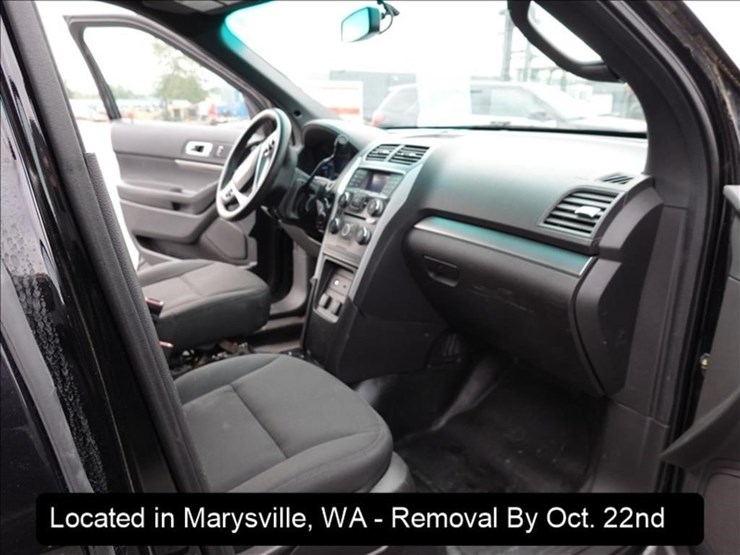 2015-ford-explorer-image-2