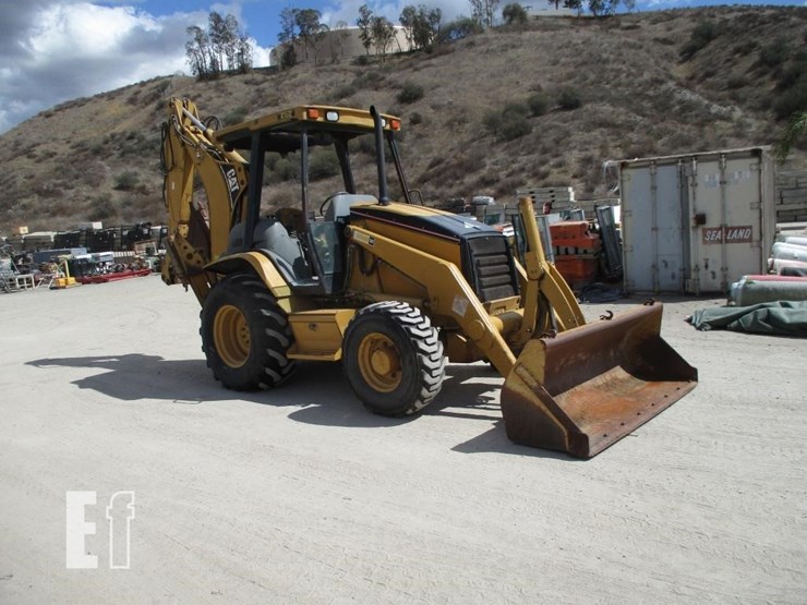 2004-caterpillar-416d-image-2