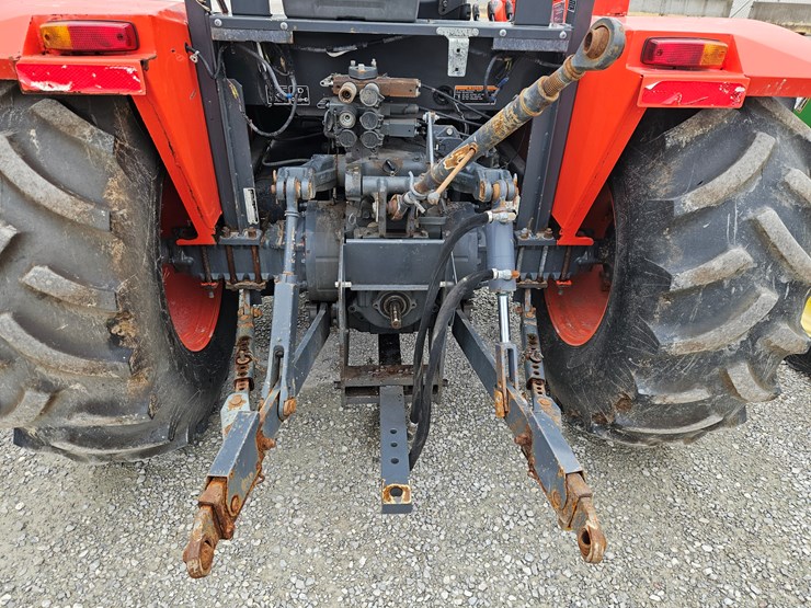 kubota-m6-111-image-13