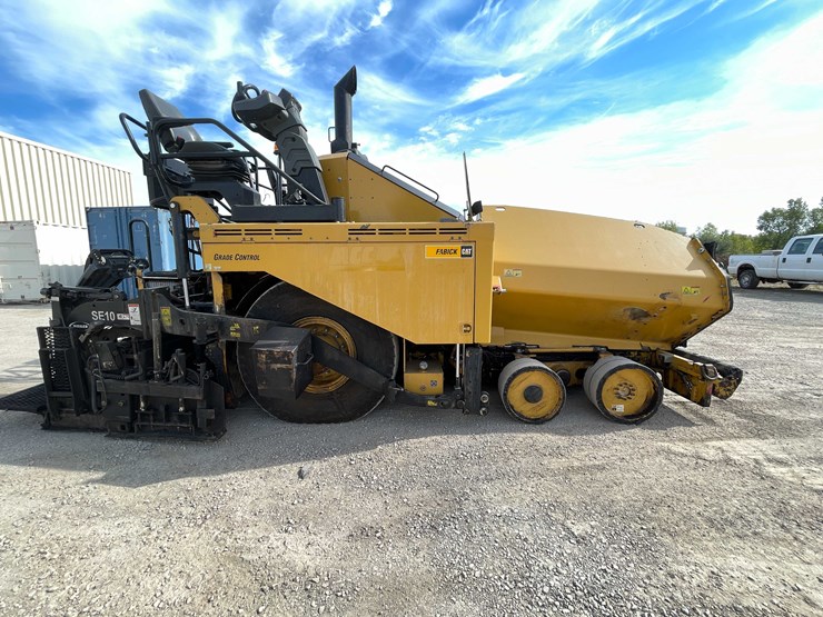 #8612-•-2019-cat-ap100f-asphalt-paver-(aps)-image-4