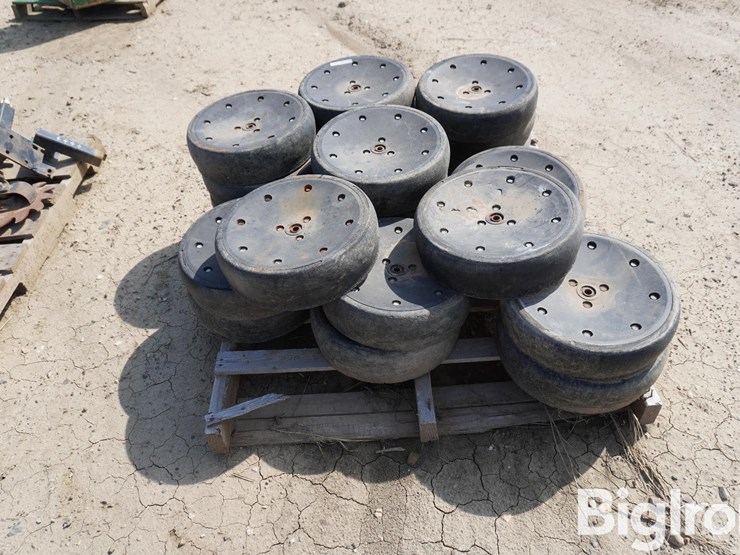 planter-gauge-wheels-image-6