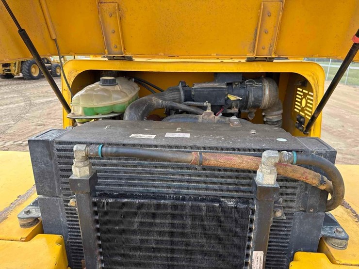 sellick-s80j4e-4-rough-terrain-forklift-image-13