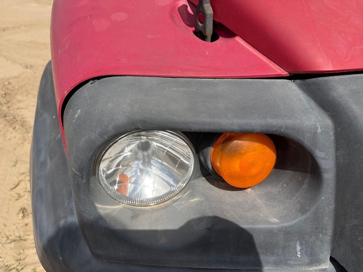 club-car-intell-trak-4x4-utv-image-16
