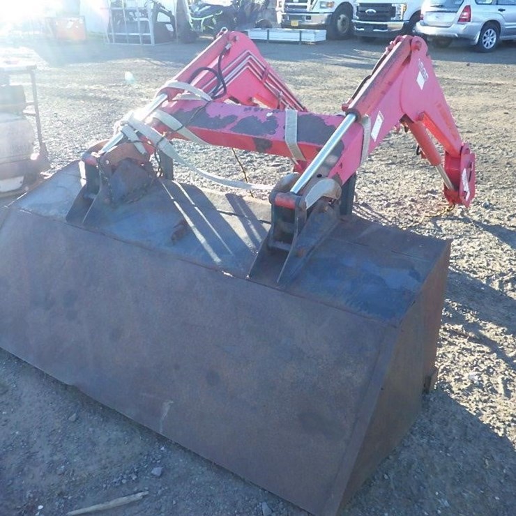 CASE IH L300