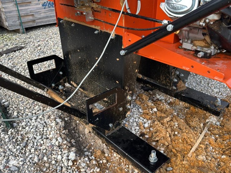 #103a-•-2024-wood-mizer-edger-image-23