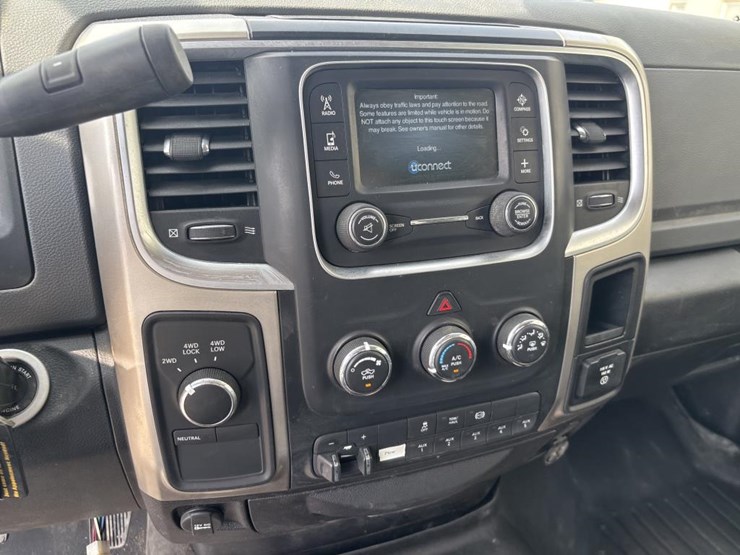 2016-dodge-ram-3500-image-45