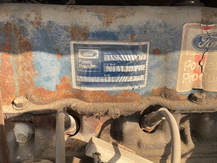 #8633-•-hobart-powerweld-303-welder-trailer-(maq)-image-18