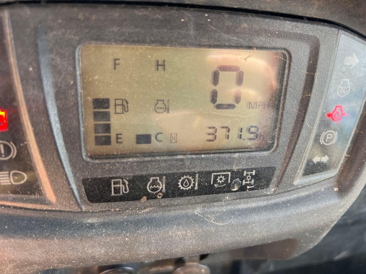 2017-kubota-rtv-x1120d-image-21