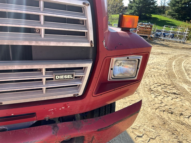 ford-f800-image-15