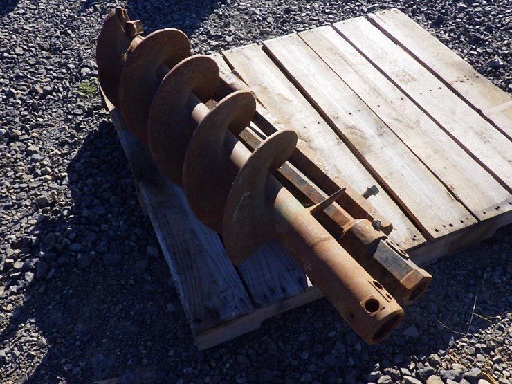 cat-excavator-auger-attach.-12"-image-2