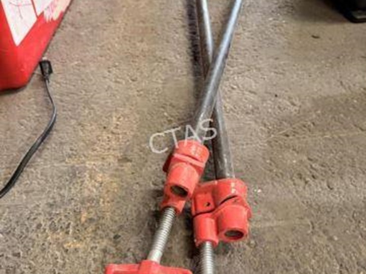 #18-•-(2)-pipe-clamp-fixtures-image-1