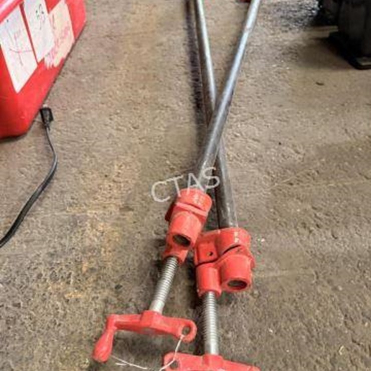 #18 • (2) Pipe Clamp Fixtures