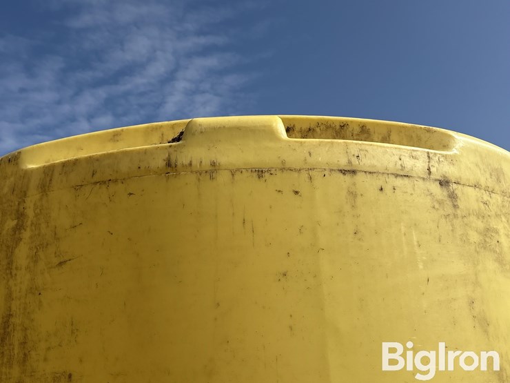 yellow-plastic-3000-gal-liquid-tank-image-13