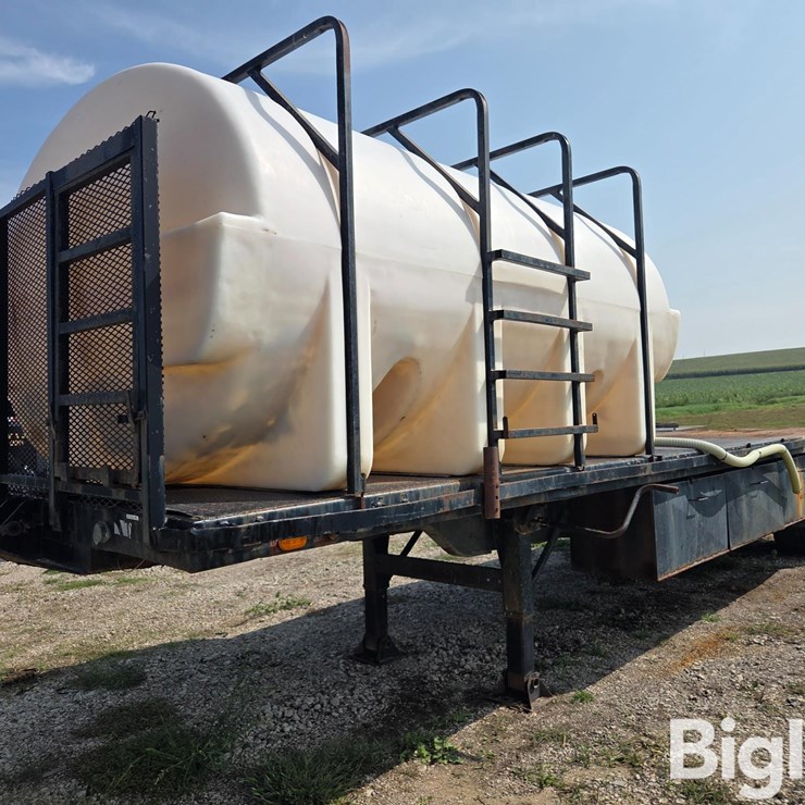 1978 Nabors S/A Flatbed Trailer W/Poly Tank