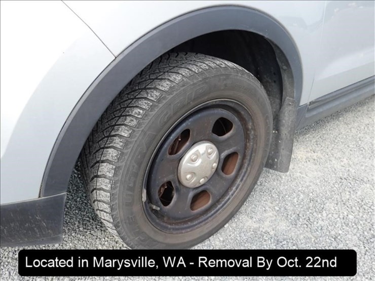 2014-ford-explorer-image-16