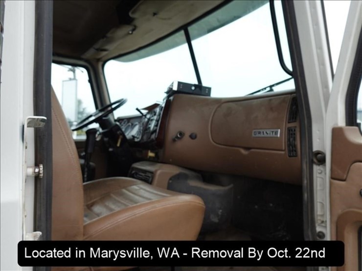 2007-mack-cv713-image-11
