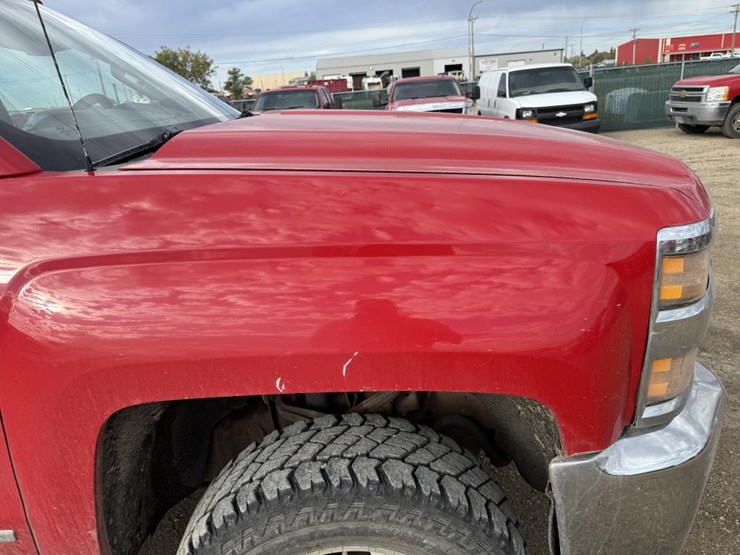 #2146-•-2015-chevrolet-silverado-2500hd-ltz-4x4-pickup-tru-image-28