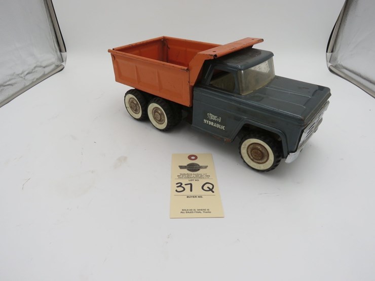 1960's-structo-hydraulic-dump-truck-image-1