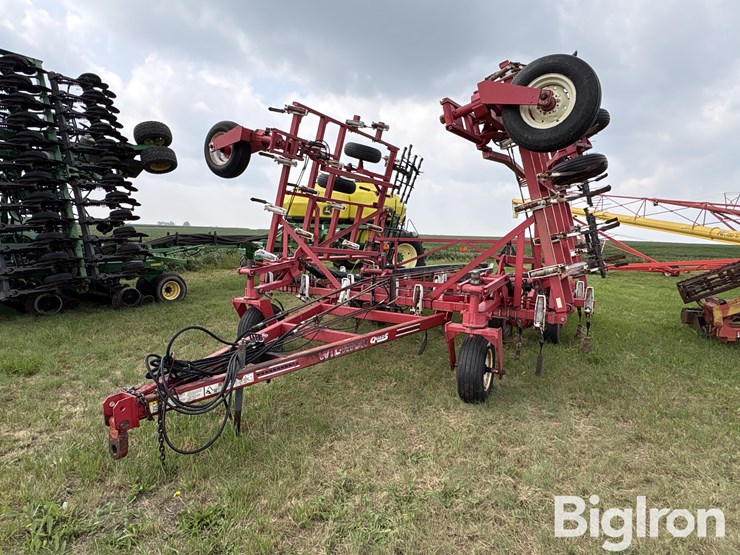 wil-rich-36’-quad-5-field-cultivator-w/harrow-image-1