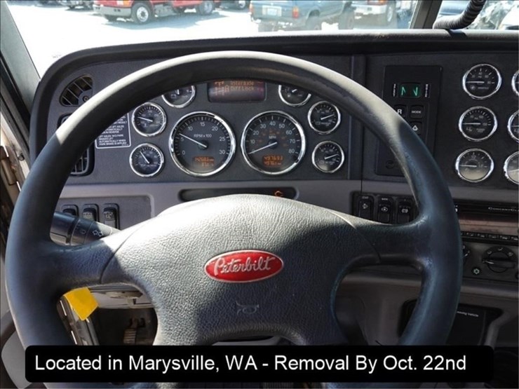 2015-peterbilt-367-image-29